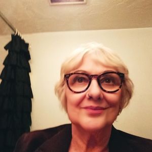 Meet your Posher, Carol